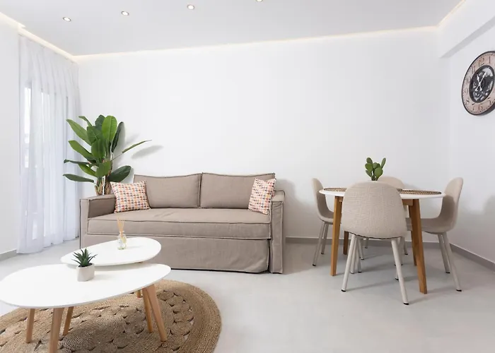 Paula Luxury Living By The Sea 아파트 *