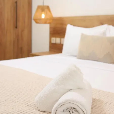 Paula Luxury Living By The Sea