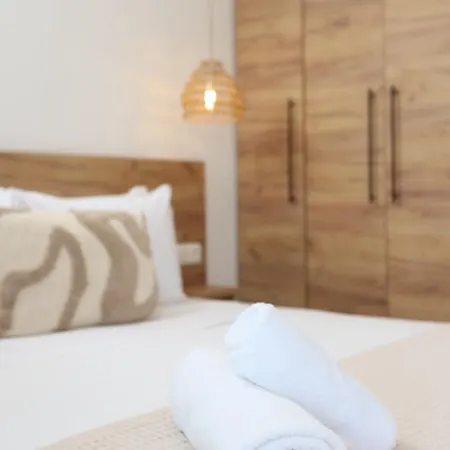 Paula Luxury Living By The Sea