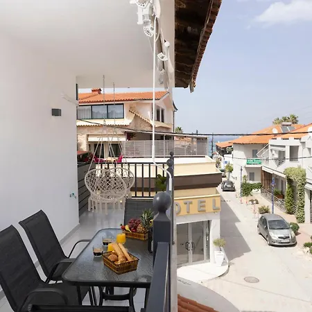 Apartment Paula Luxury Living By The Sea Pefkochori